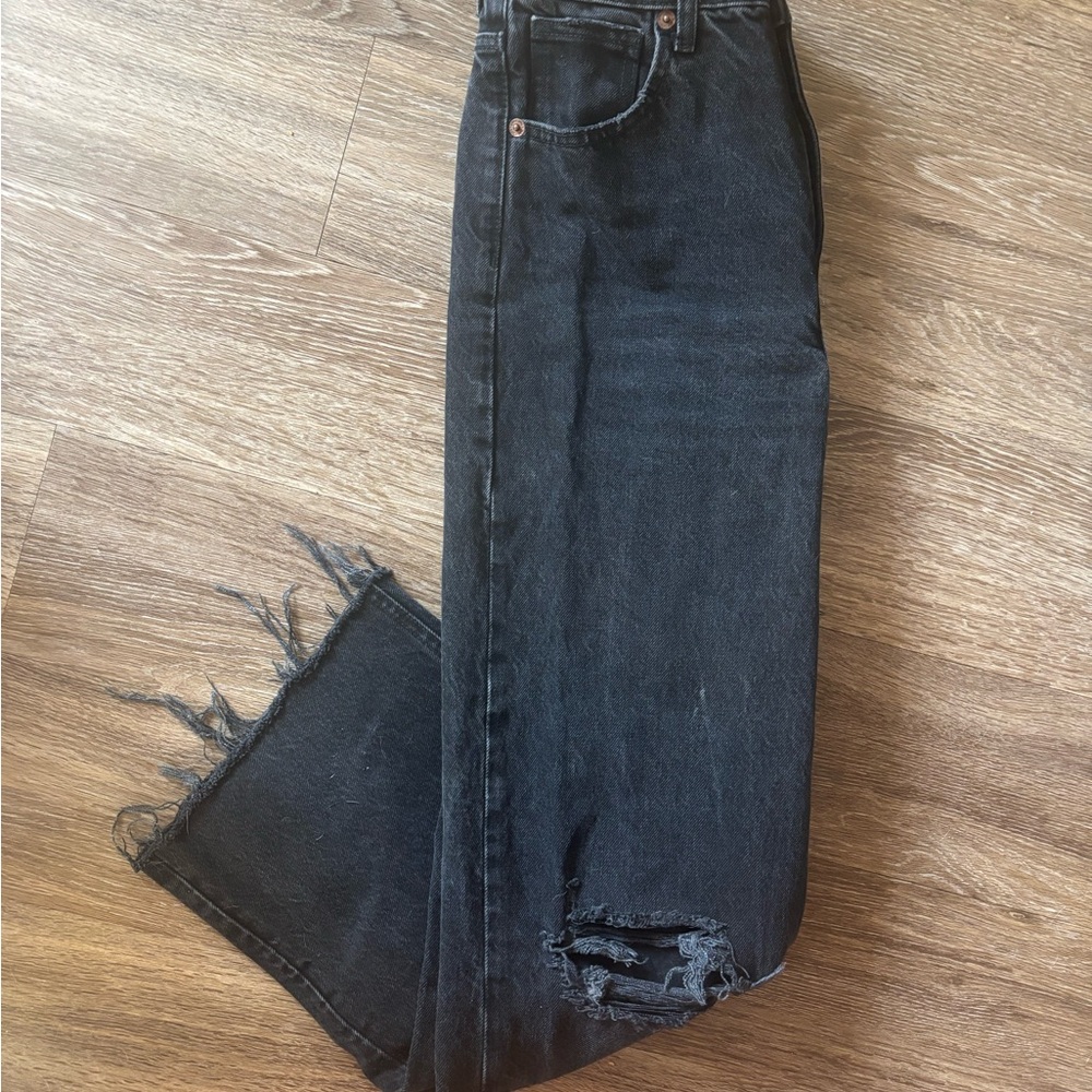 Black Distressed Jeans